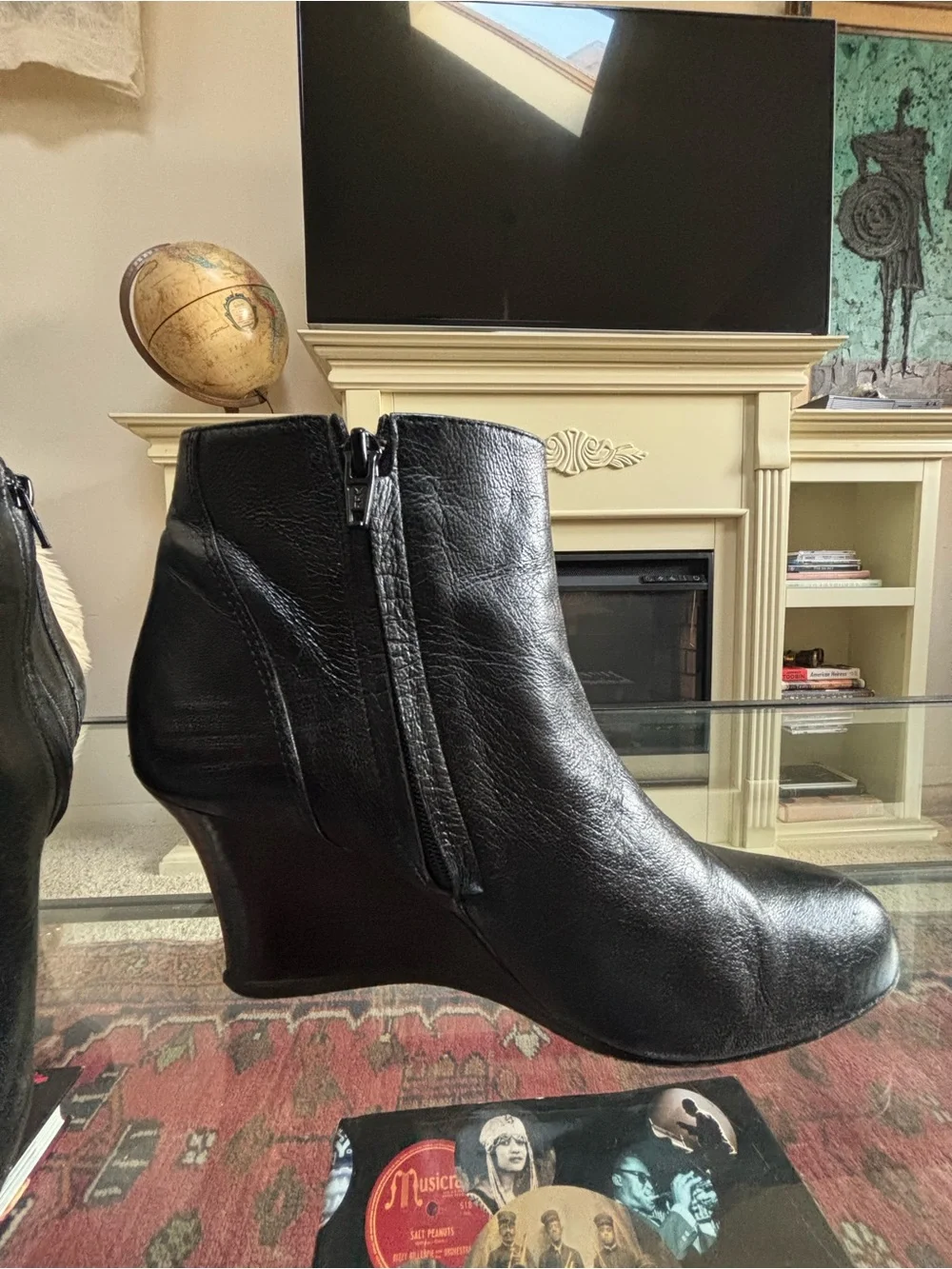 💥 LANVIN PARIS Black Leather Side-Zip Wedge Ankle Boots Booties Sz 9.5 💥 - Picture 5 of 7